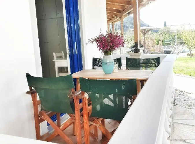 Orange Василики